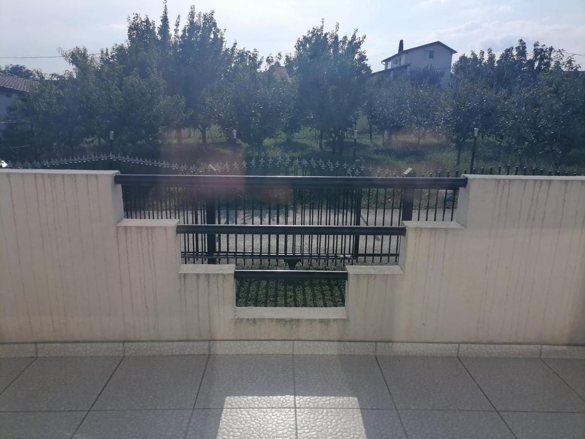 Airport Apartment Surčin Exterior foto